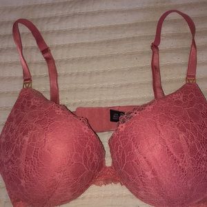 Victoria Secret like new Very Sexy line Uplift plunge 34D